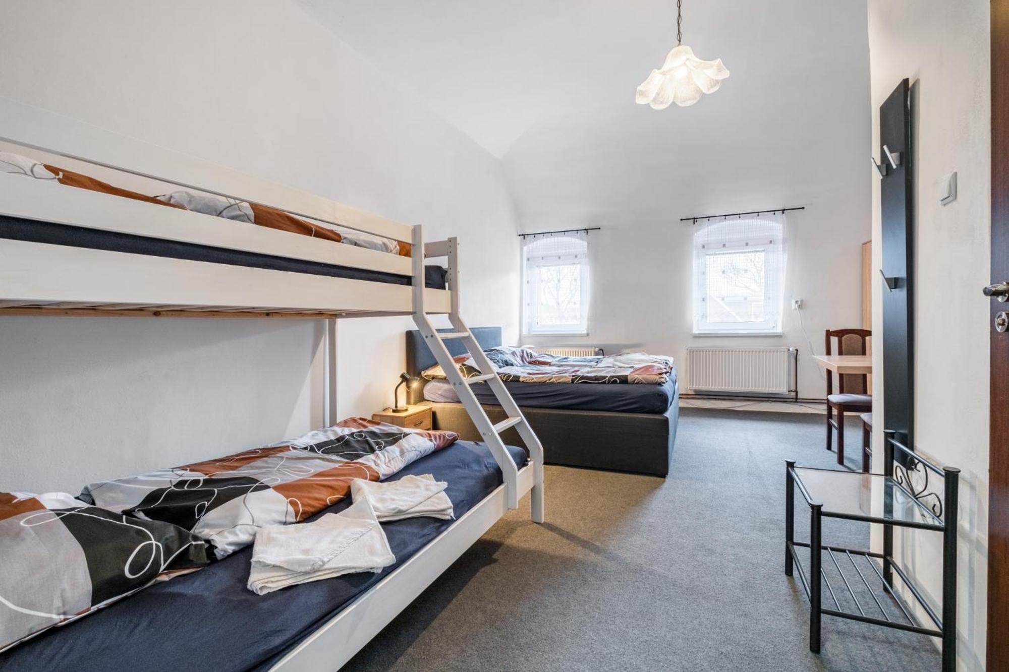 Marzebilla Pod Klinovcem Apartment Vejprty Luaran gambar