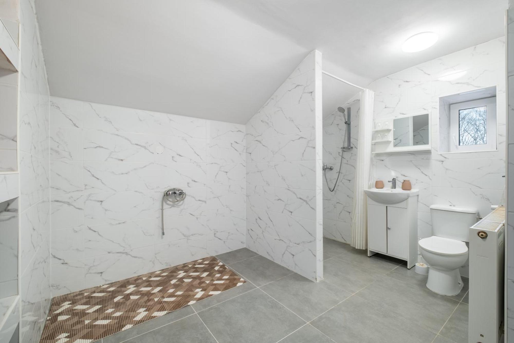 Marzebilla Pod Klinovcem Apartment Vejprty Luaran gambar